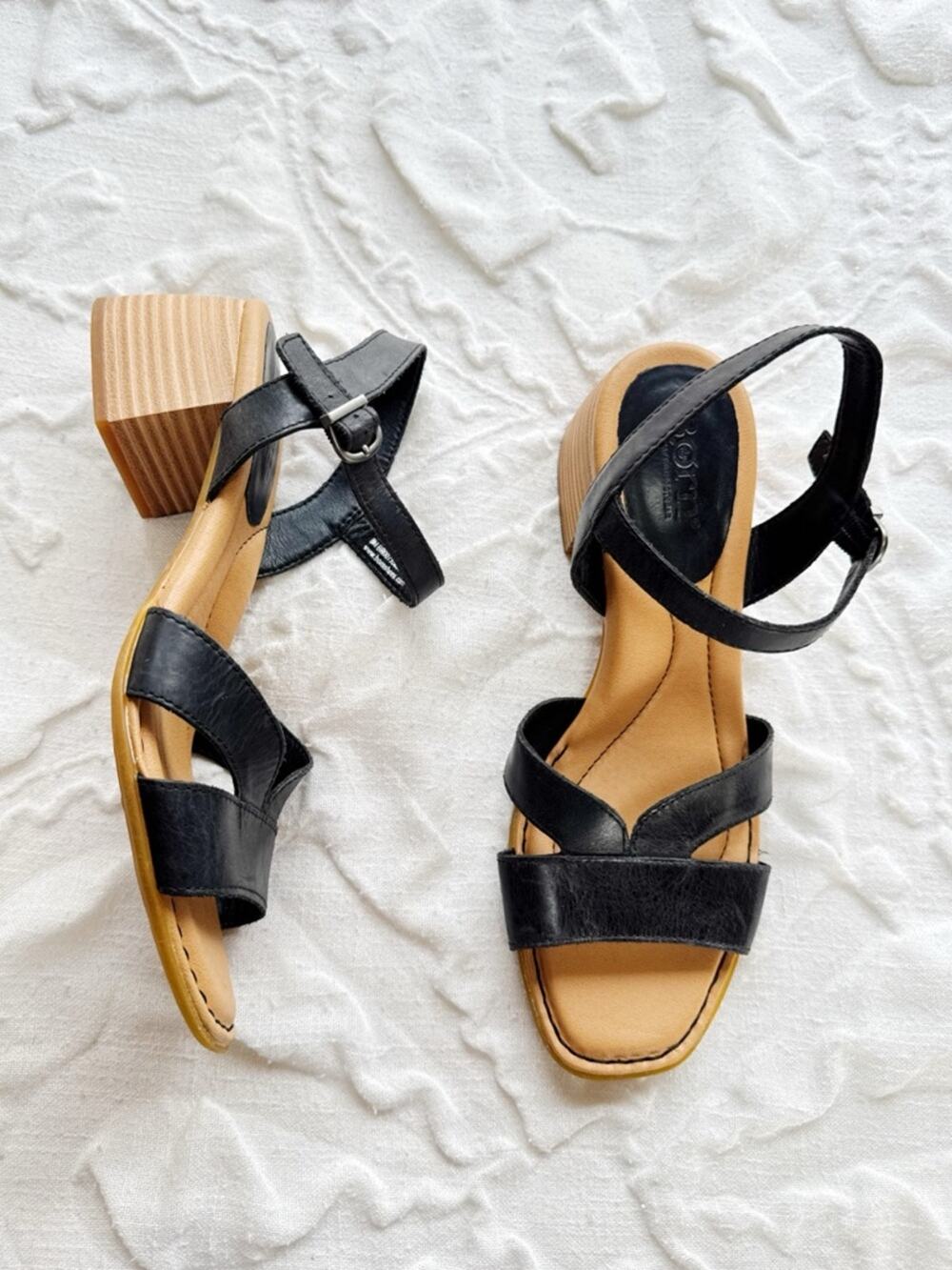Born Sadie Black Leather Block Heel Sandals Size 8 New